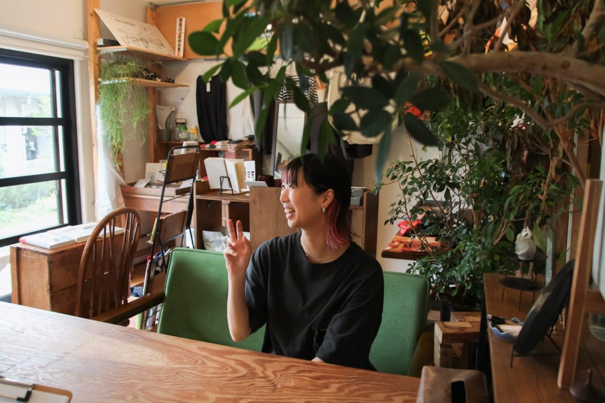 高円寺アパートメントの新築棟にはシェアキッチンもある。「住人さんがシェアキッチンでお店を開くような暮らしが実現したら、面白いなって思います。住人じゃなくても、シェアキッチンでお店を開く人は高円寺アパートメントの一員だとお互いに思いながら関わり合いたい」