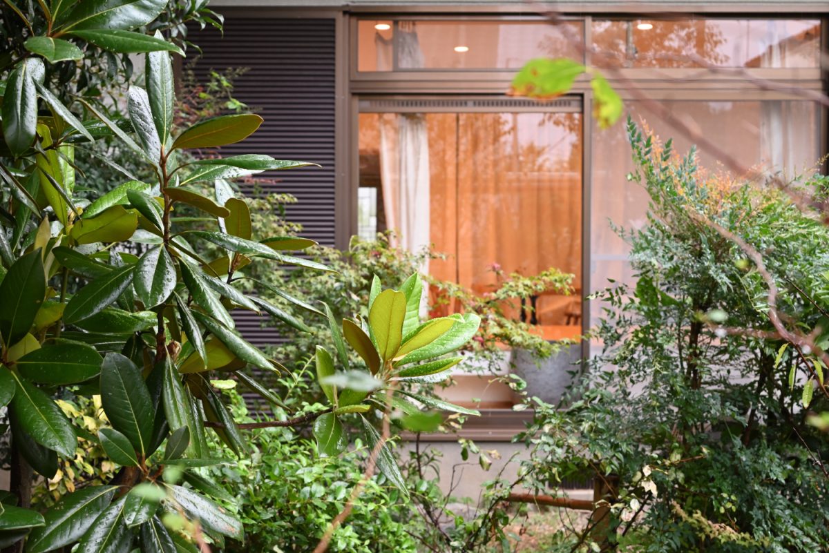 「土地を探しています」と書いたチラシをポスティングしたことも。今の物件のオーナーは「できれば地域のために」と二つ返事だった。「今考えてもありえないスピードで、そこまでしてもやりたかったんだと自分で驚きます（笑）」と冨澤さん