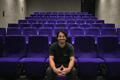 ミニシアターは郊外のインフラ