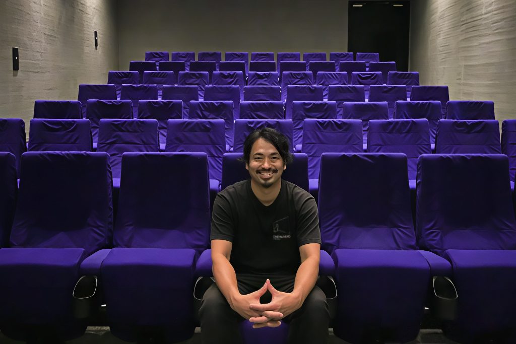 ミニシアターは郊外のインフラ