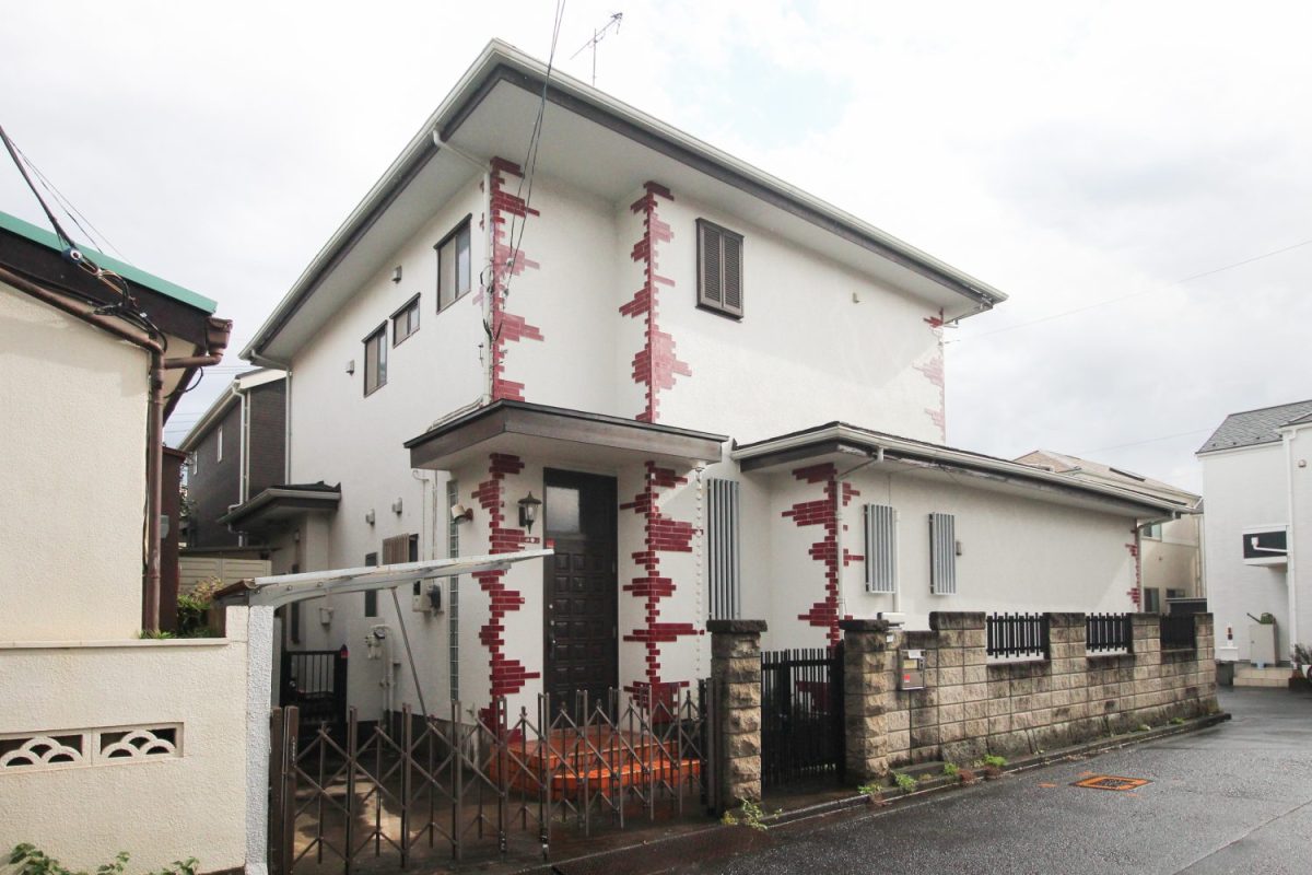 車1台停められる無料の駐車スペースも