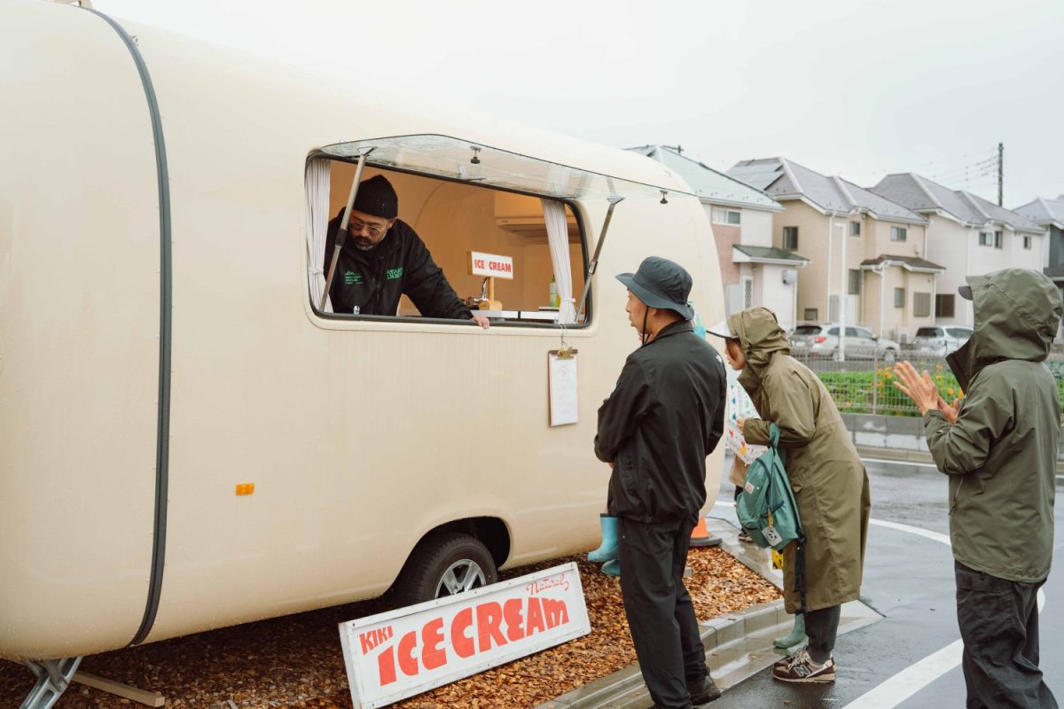 イベントではキッチンカーも出店（撮影：丹下恵実）
